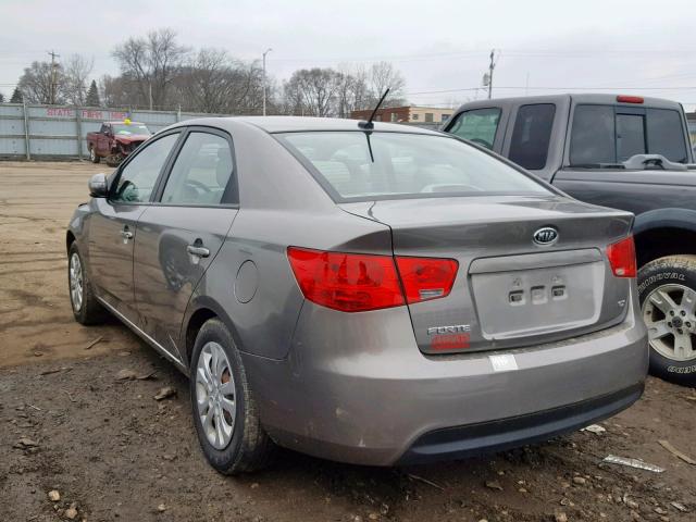 KNAFU4A20A5272703 - 2010 KIA FORTE EX GRAY photo 3