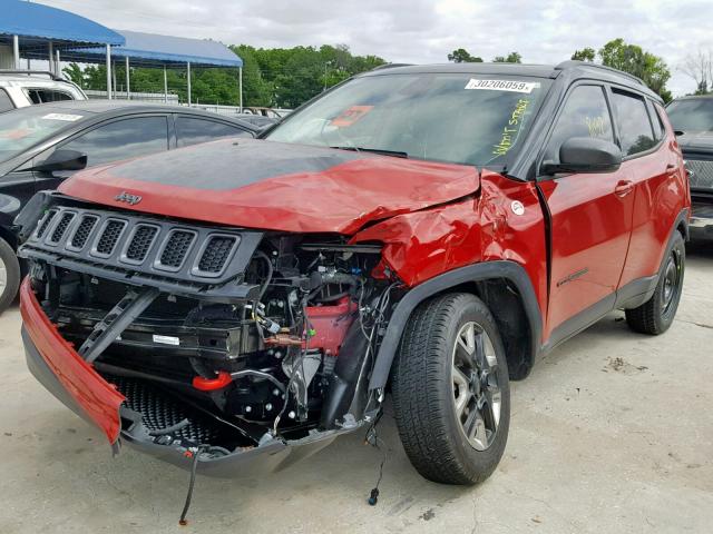 3C4NJDDB4JT270097 - 2018 JEEP COMPASS TR BURGUNDY photo 2