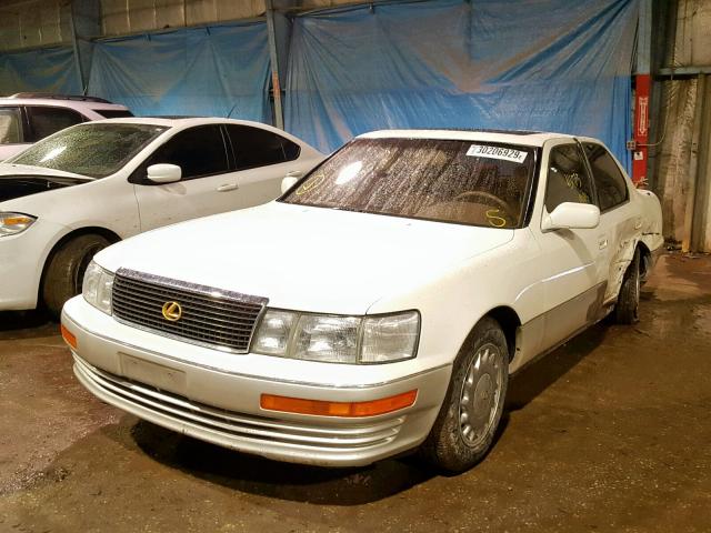 JT8UF11E2L0020155 - 1990 LEXUS LS 400 WHITE photo 2