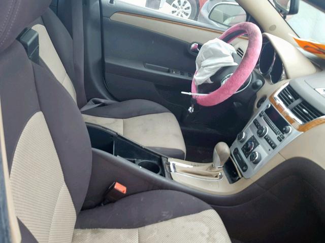 1G1ZC5EB5AF144186 - 2010 CHEVROLET MALIBU 1LT კრემისფერი ფოტო 5