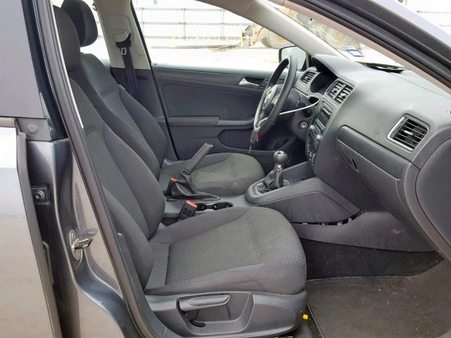 3VW1K7AJ1CM334714 - 2012 VOLKSWAGEN JETTA BASE GRAY photo 5