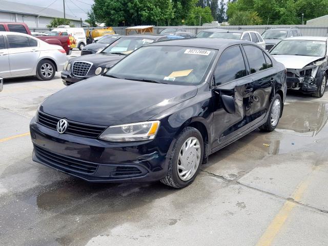 3VW2K7AJXCM351189 - 2012 VOLKSWAGEN JETTA BASE BLACK photo 2
