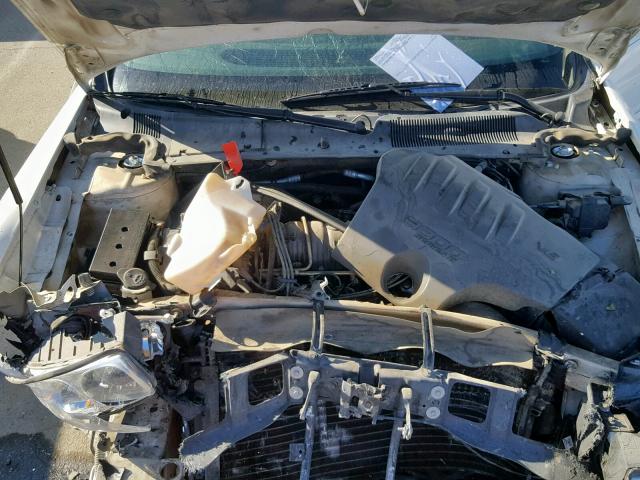 1G4HP52K444104950 - 2004 BUICK LESABRE CU WHITE photo 7