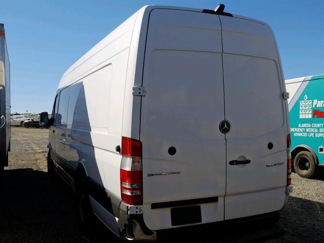 WD3PE8CD9GP253262 - 2016 MERCEDES-BENZ SPRINTER 2 WHITE photo 3