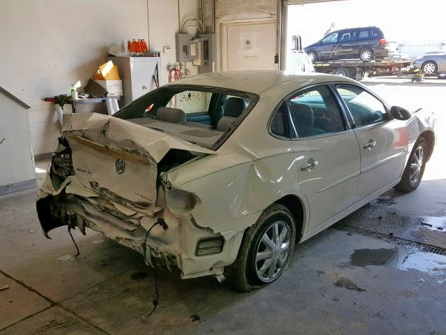 2G4WD562651223901 - 2005 BUICK LACROSSE C WHITE photo 4