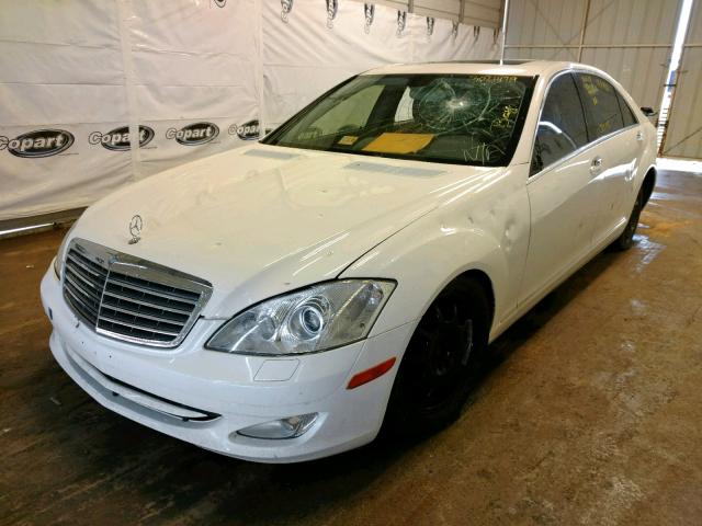 WDDNG71X07A045052 - 2007 MERCEDES-BENZ S 550 WHITE photo 2