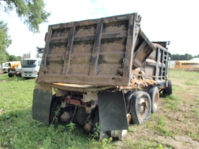 2FZXKWYB6XAB65766 - 1999 STERLING TRUCK LT9513 BLUE photo 4