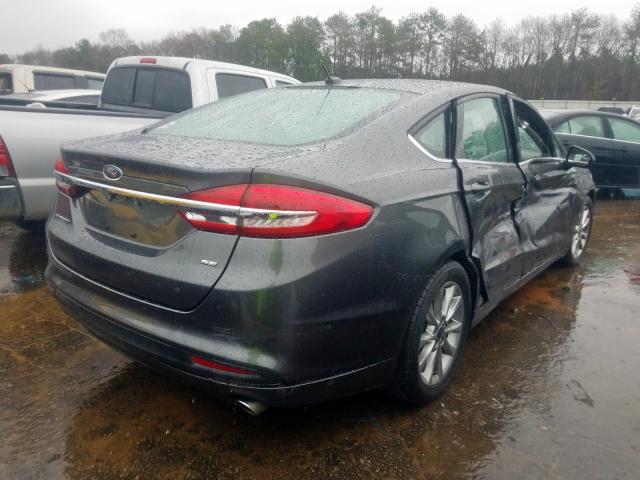 3FA6P0H78HR391990 - 2017 FORD FUSION SE  photo 4