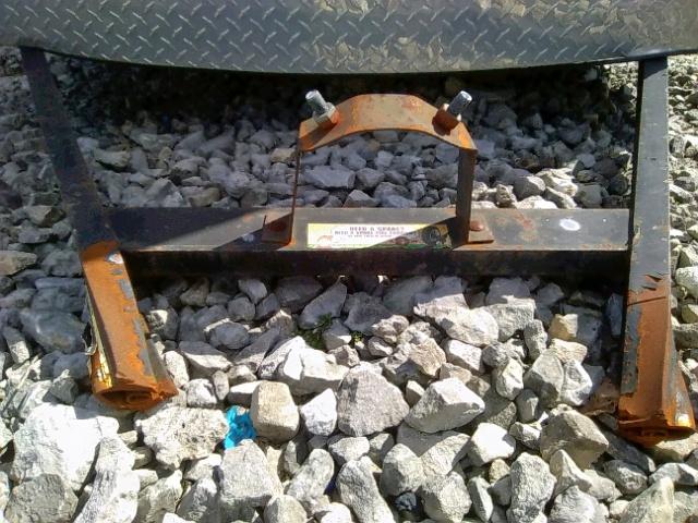 4YMCL08118G049127 - 2008 UTILITY UTILITY WHITE photo 8