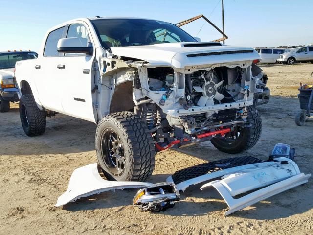 5TFDY5F16JX730642 - 2018 TOYOTA TUNDRA CRE WHITE photo 1