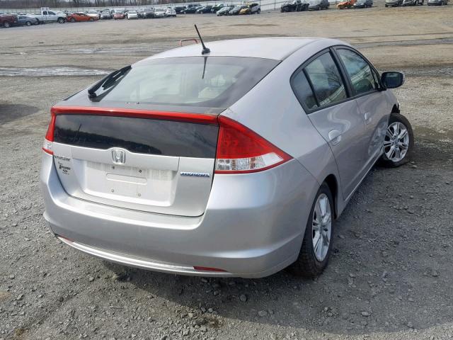 JHMZE2H71AS000597 - 2010 HONDA INSIGHT EX SILVER photo 4