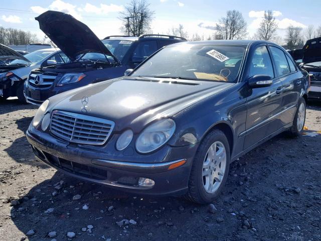 WDBUF65J73A164606 - 2003 MERCEDES-BENZ E 320 GRAY photo 2