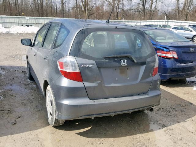 JHMGE8H31DC067545 - 2013 HONDA FIT GRAY photo 3