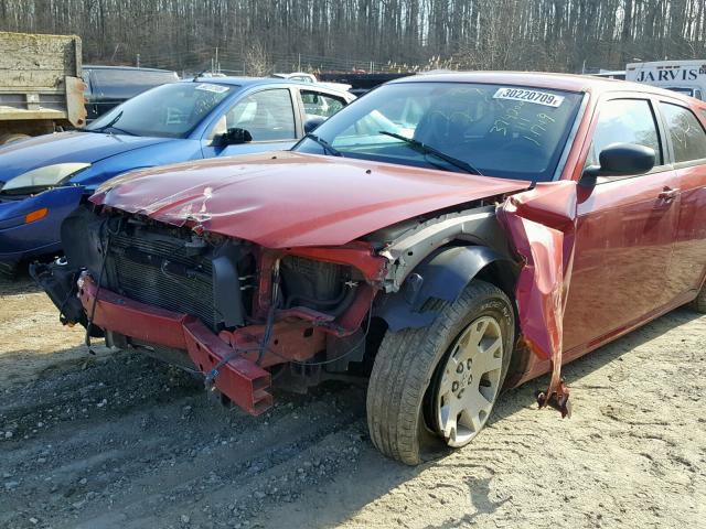 2D8FV47T17H662597 - 2007 DODGE MAGNUM SE RED photo 9