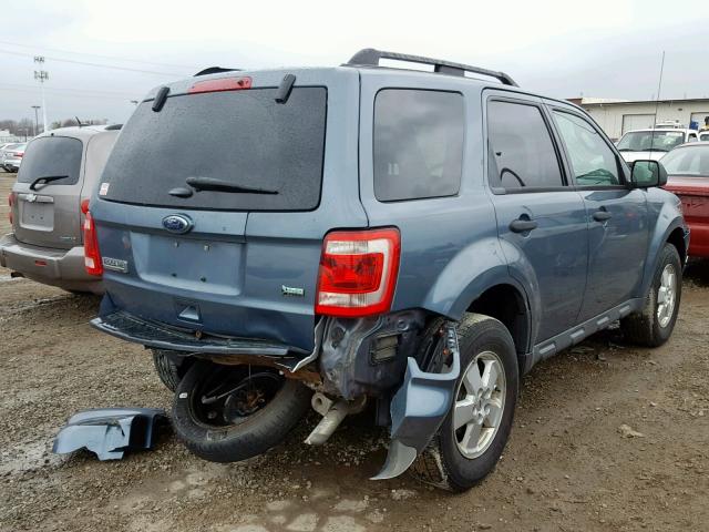1FMCU0DG3CKB00137 - 2012 FORD ESCAPE XLT BLUE photo 4