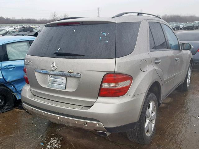 4JGBB75E46A019133 - 2006 MERCEDES-BENZ ML 500 SILVER photo 4