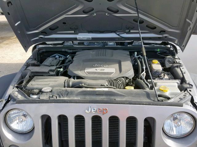1C4AJWAG3FL694545 - 2015 JEEP WRANGLER S ვერცხლისფერი ფოტო 7