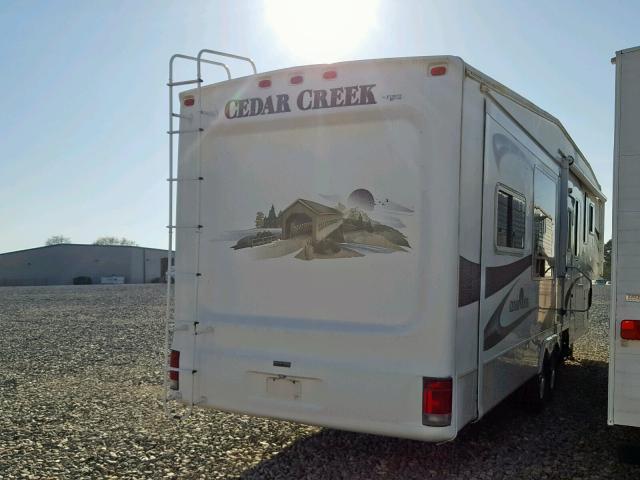 4X4FCRK2X7S199197 - 2007 CEDR CREEK WHITE photo 4