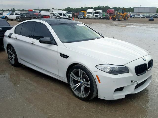 WBSFV9C58DC773870 - 2013 BMW M5 WHITE photo 1