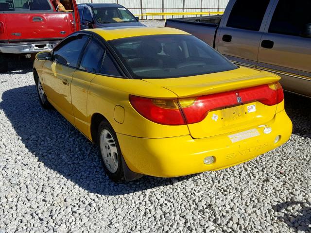 1G8ZY12721Z333579 - 2001 SATURN SC2 YELLOW photo 3