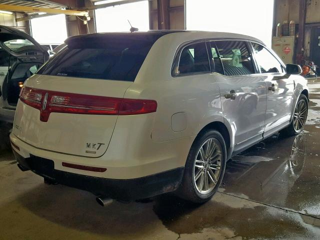 2LMHJ5AT4EBL53546 - 2014 LINCOLN MKT WHITE photo 4