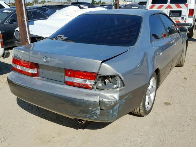 JT8BF28G110299793 - 2001 LEXUS ES 300 GRAY photo 4