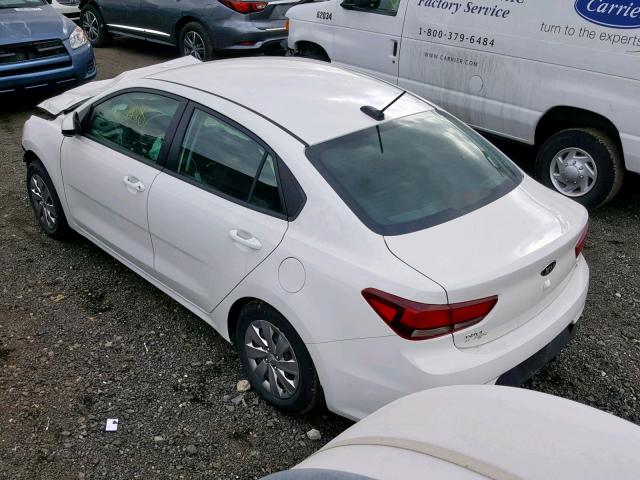 3KPA24AB1JE051053 - 2018 KIA RIO LX WHITE photo 3