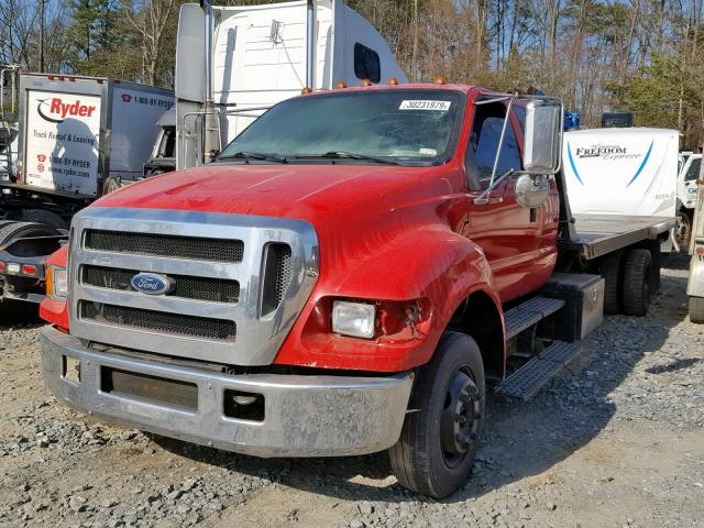 3FRNX65F15V173643 - 2005 FORD F650 SUPER RED photo 2