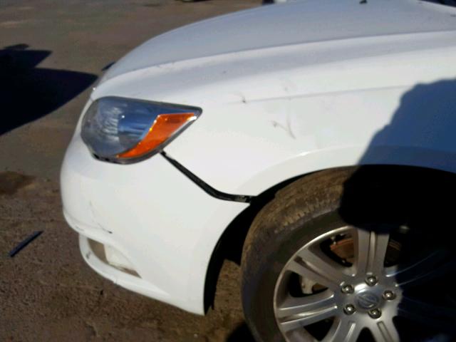 1C3CCBBB9DN500492 - 2013 CHRYSLER 200 TOURIN WHITE photo 9