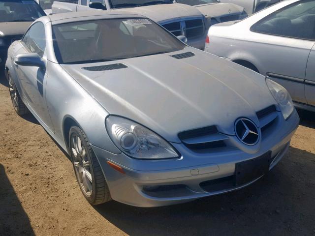 WDBWK56F36F114320 - 2006 MERCEDES-BENZ SLK 350 GRAY photo 1