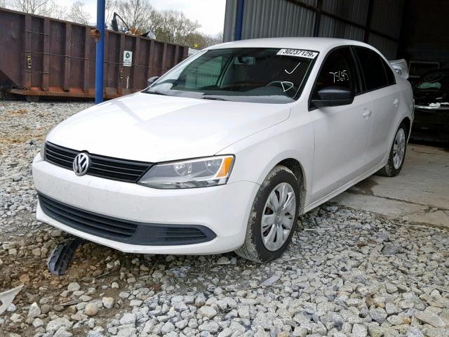 3VW2K7AJ8CM353328 - 2012 VOLKSWAGEN JETTA BASE WHITE photo 2