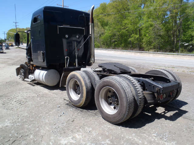 1M1AW07Y99N009083 - 2009 MACK 600 CXU GREEN photo 5