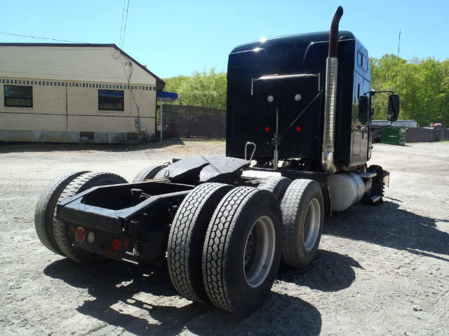 1M1AW07Y99N009083 - 2009 MACK 600 CXU GREEN photo 7