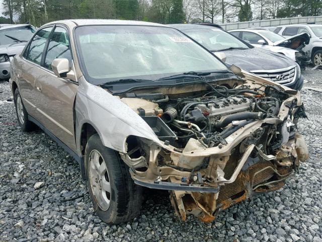 1HGCG5679YA134345 - 2000 HONDA ACCORD TAN photo 1