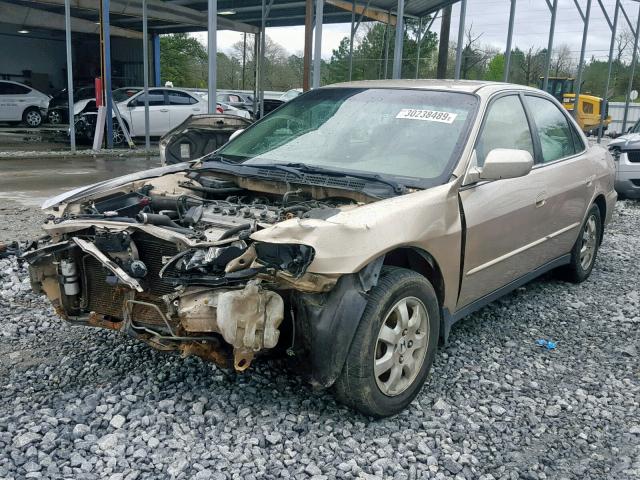 1HGCG5679YA134345 - 2000 HONDA ACCORD TAN photo 2