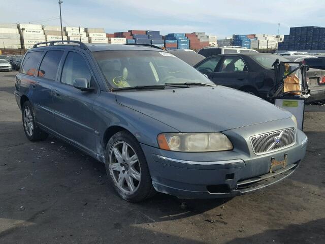 YV1SW592152459679 - 2005 VOLVO V70 FWD BLUE photo 1