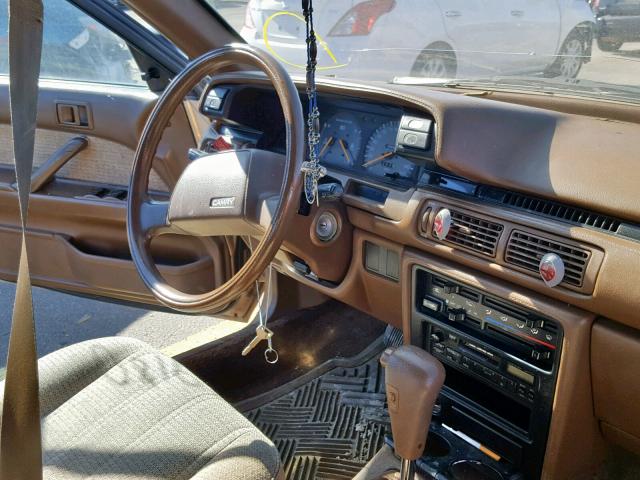 JT2VV21E7L3013031 - 1990 TOYOTA CAMRY DLX 棕色 照片 9