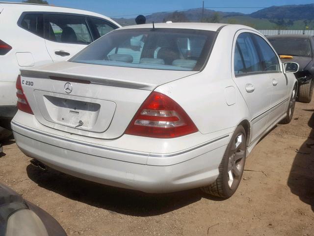 WDBRF52H37F889131 - 2007 MERCEDES-BENZ C 230 WHITE photo 4