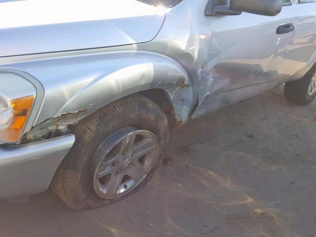 1D8HB58D95F524240 - 2005 DODGE DURANGO LI SILVER photo 9