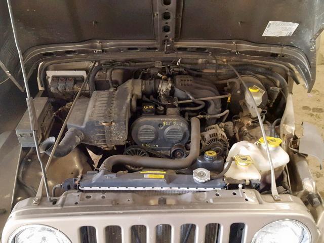 1J4FA29156P705496 - 2006 JEEP WRANGLER / BEIGE photo 7