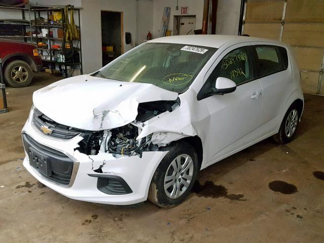 1G1JG6SH8H4153471 - 2017 CHEVROLET SONIC WHITE photo 2