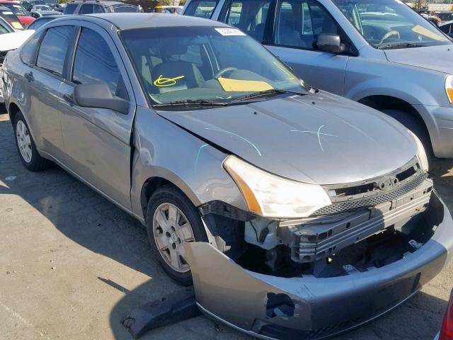 1FAHP34N88W134534 - 2008 FORD FOCUS S/SE GRAY photo 1