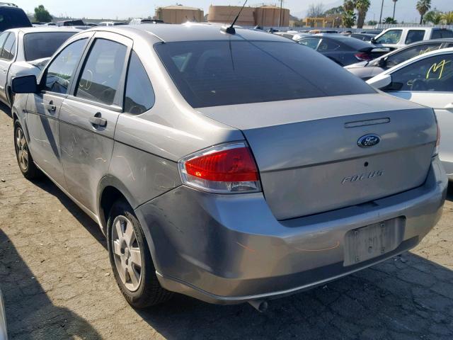 1FAHP34N88W134534 - 2008 FORD FOCUS S/SE GRAY photo 3