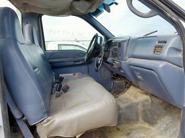 1FDXF47S4XEA21339 - 1999 FORD F450 SUPER WHITE photo 5