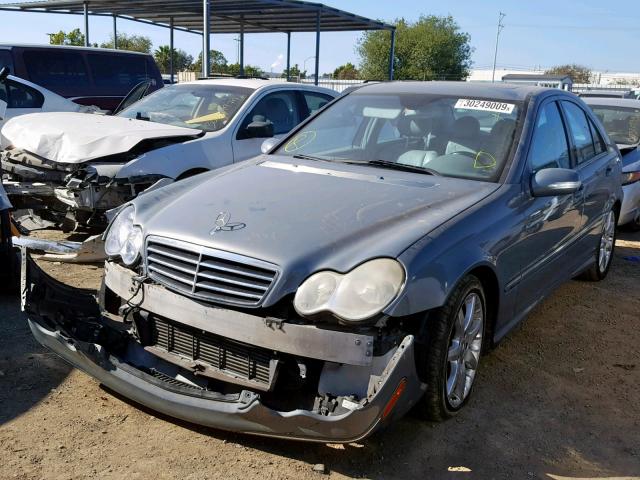 WDBRF40J35F602965 - 2005 MERCEDES-BENZ C 230K SPO GRAY photo 2