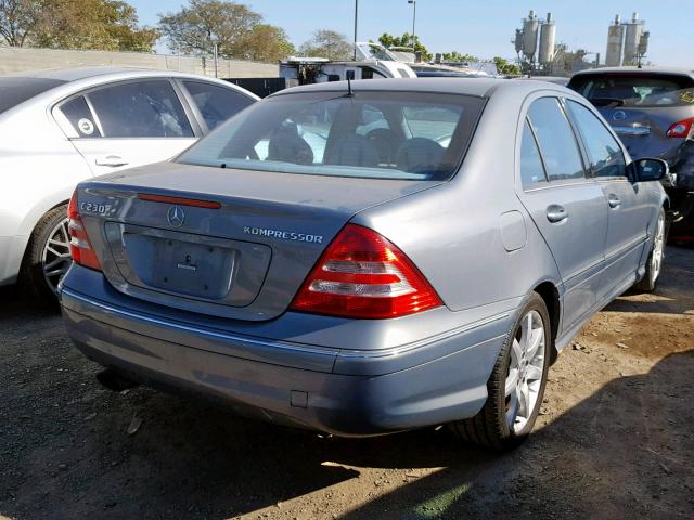 WDBRF40J35F602965 - 2005 MERCEDES-BENZ C 230K SPO GRAY photo 4