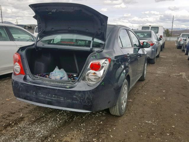 1G1JA5SH8D4173175 - 2013 CHEVROLET SONIC LS BLACK photo 4