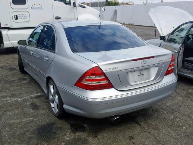 WDBRF40J65F692323 - 2005 MERCEDES-BENZ C 230K SPO SILVER photo 3