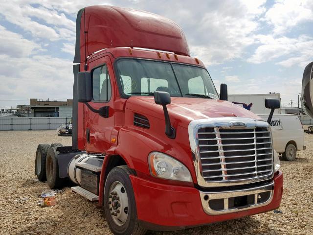 3AKJGBDVXFSGC9026 - 2015 FREIGHTLINER CASCADIA 1 RED photo 1