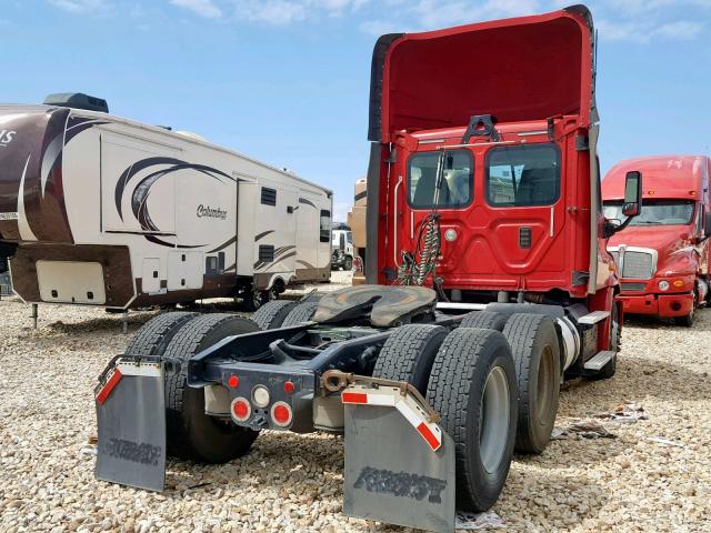 3AKJGBDVXFSGC9026 - 2015 FREIGHTLINER CASCADIA 1 RED photo 4